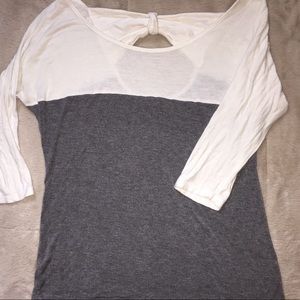Bow back gray & white shirt